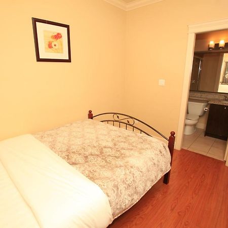 Bed and Breakfast Imperial House à Burnaby Extérieur photo