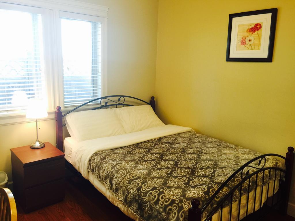 Bed and Breakfast Imperial House à Burnaby Chambre photo
