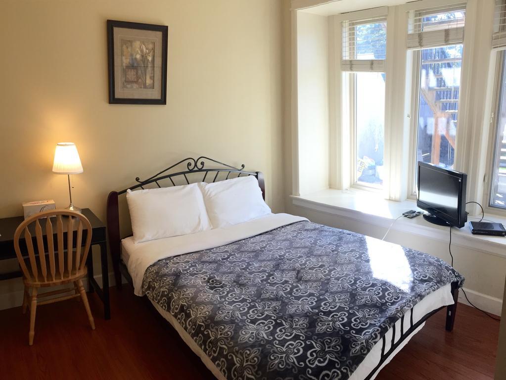 Bed and Breakfast Imperial House à Burnaby Chambre photo